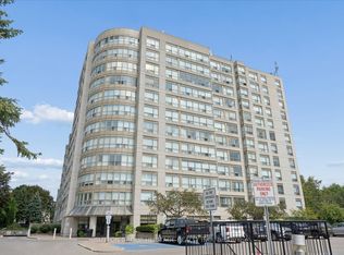 712 Rossland Rd E #615, Whitby, ON L1N9E8