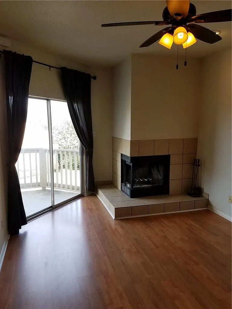1 bed, 1.0 bath, 704 sqft, $1,225 — Photo 4