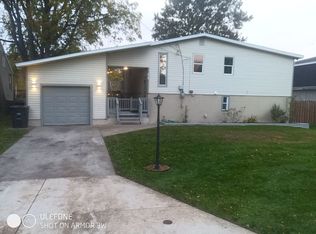 201 Troxel Ave, Elkhart, IN 46516