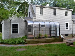 20 Harborview Ave, Bristol, RI 02809