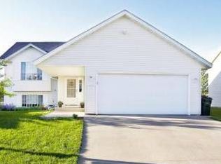 4721 59th St NW, Rochester, MN 55901