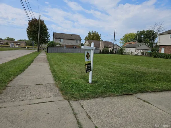 7801 Coleman St, Dearborn, MI 48126