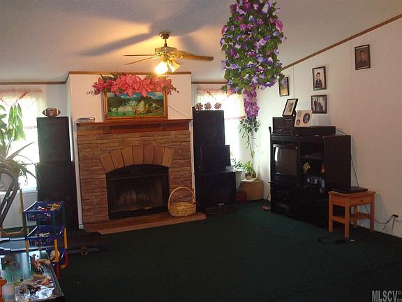 2nd image of 260 Frog Hollow Ln