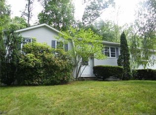 72 Bokum Rd, Deep River, CT 06417