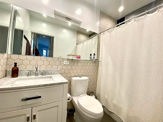 Rented by Corcoran | media 17