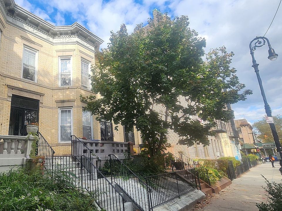 2nd image of 203 Sterling St