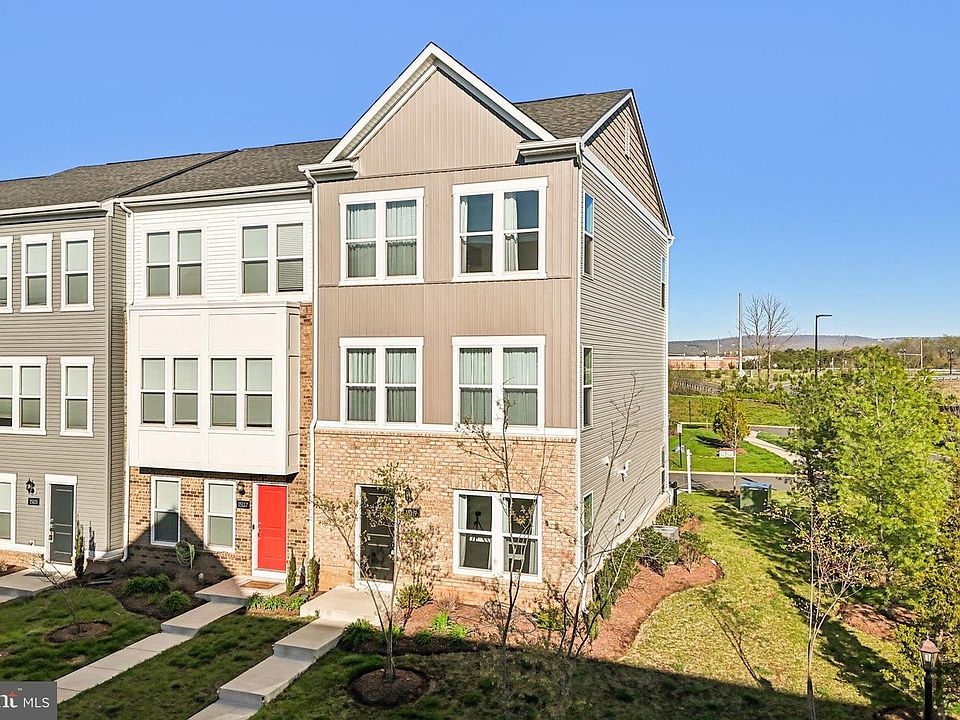 1st image of 15119 Jaxton Square Ln