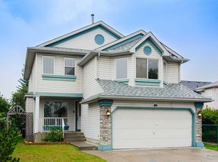 105 SE Arbour Ridge Park NW, Calgary, AB T3G 4C5