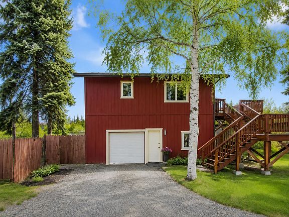 2nd image of 1703 Alaska Way