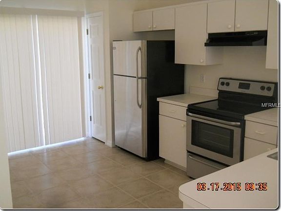 4th image of 7558 Oxford Garden Cir