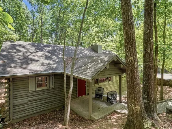 884 Quail Cove Dr, Jasper, GA 30143