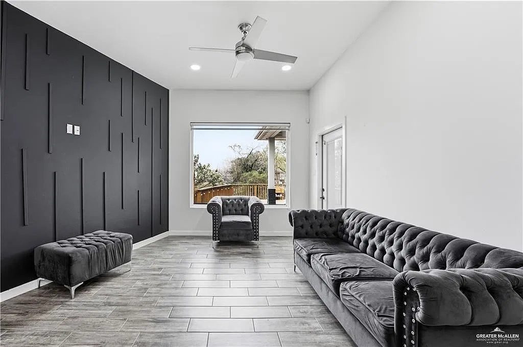 3 bed, 2.5 bath, 1644 sqft, $2,000 — Photo 4