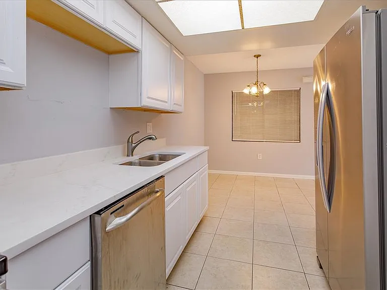 5013 Vineland Rd #108 — Photo 3