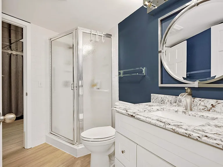 603 Lake St #115 — Photo 42