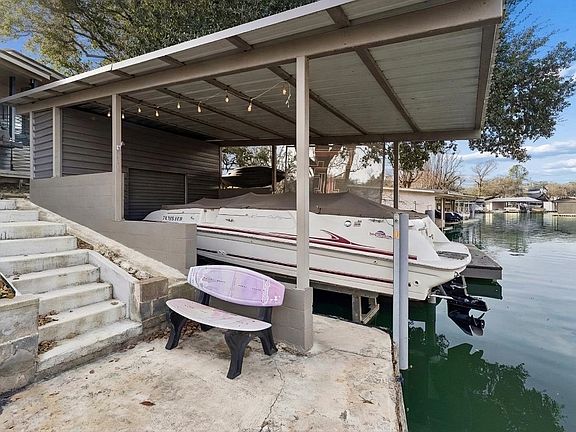 4th image of 119 Robin Roads