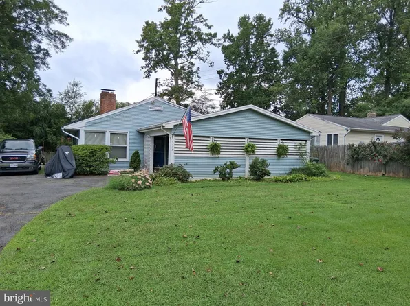 7123 Alger Rd, Falls Church, VA 22042