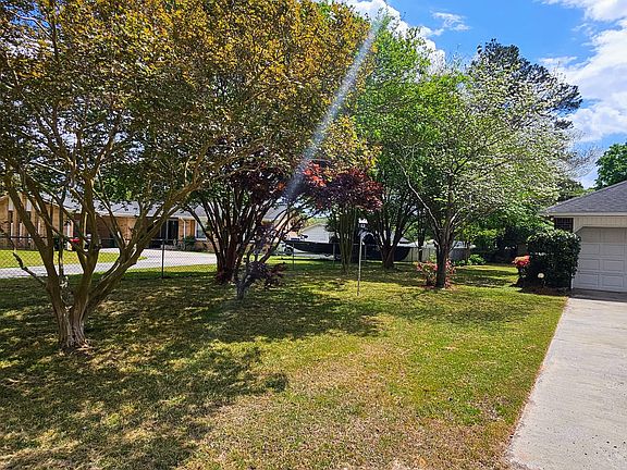 4th image of 416 Briarcliff St