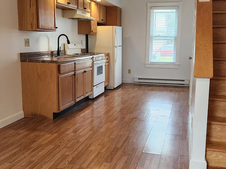 230 Scott Ave #A — Photo 37