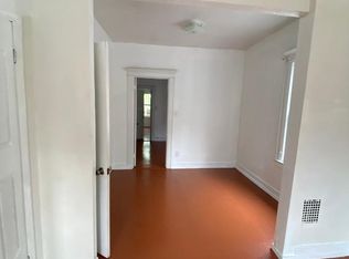 85-80 98th St #2, Woodhaven, NY 11421