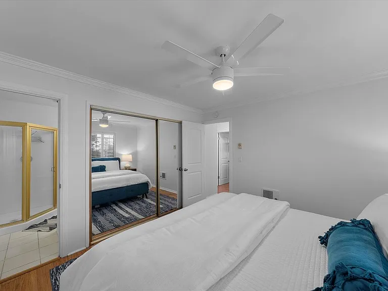 644 Manhattan Beach Blvd #10 — Photo 10