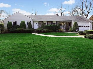 97 Atherstone Rd, Scarsdale, NY 10583