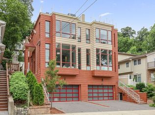 242 Undercliff Ave #242, Edgewater, NJ 07020