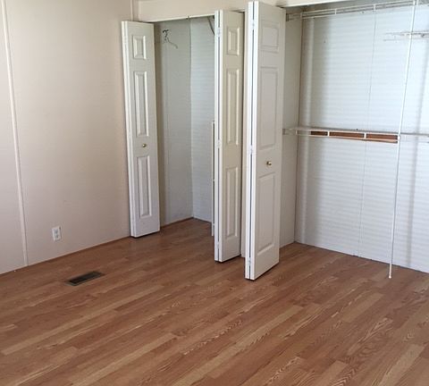 2nd image of 60 Hathaway St Trlr 8