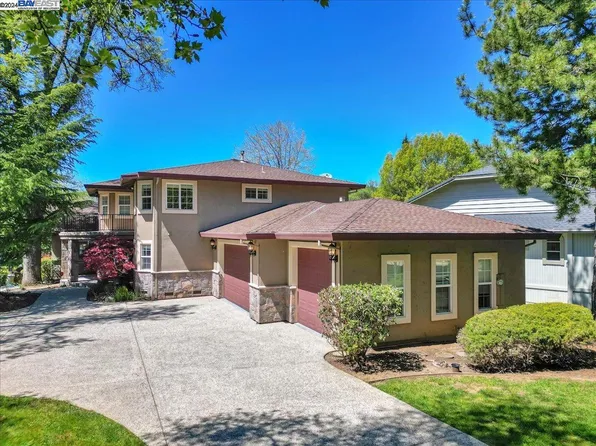 13743 Strawberry Cir, Penn Valley, CA 95946