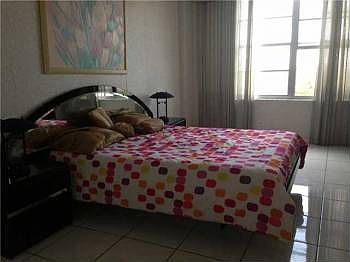 4th image of 230 174th St APT 805
