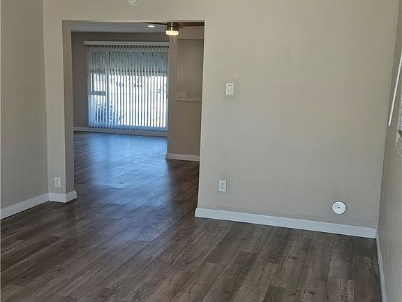 4th image of 13903 S Zamora Ave