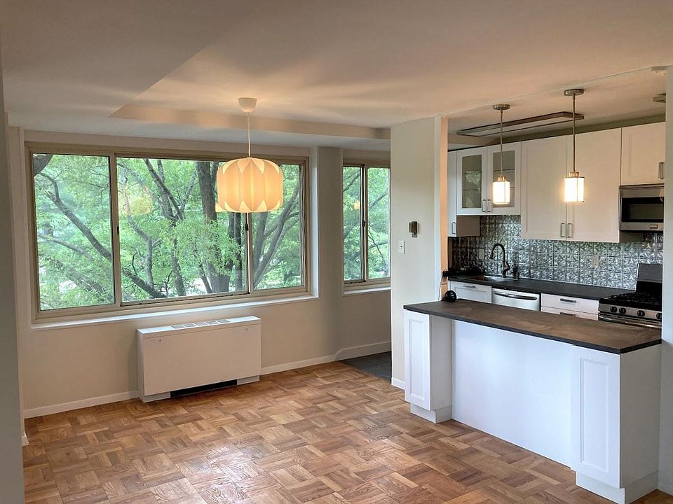 Kitchen island opens into the dining room area