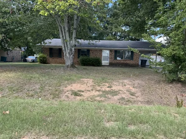208 Kingston Dr, Natchitoches, LA 71457