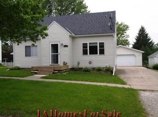 116 Jefferson St, Hudson, IA 50643