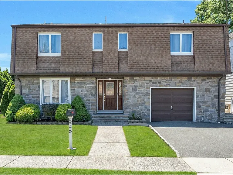 526 Laurel Ave #2 — Photo 11