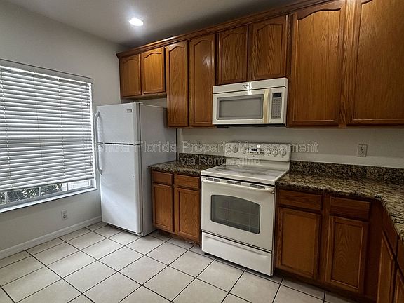 5th image of 10684 Savannah Wood Dr #104