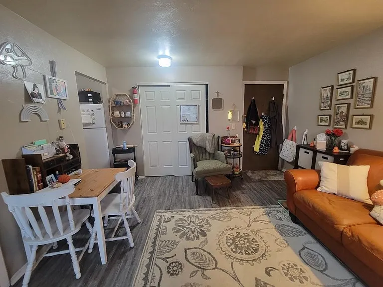Harbor House — Photo 13