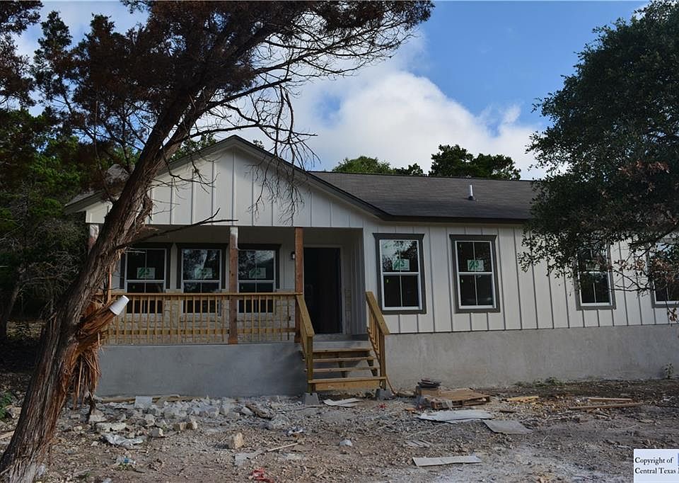 1st image of 1079 Eastview Dr