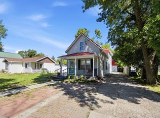 1061 1st St N, Casselton, ND 58012