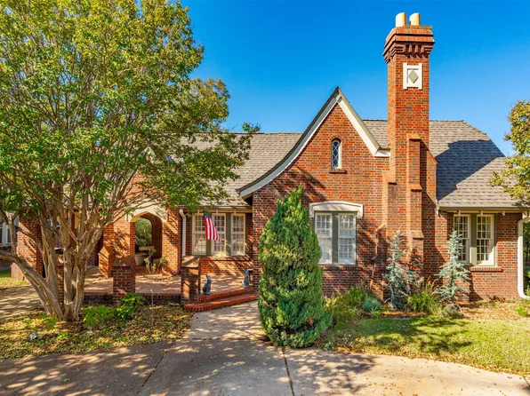 1808 Forest Park Blvd, Fort Worth, TX 76110