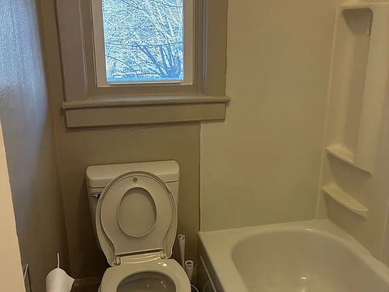 206 Lincoln Way E — Photo 17