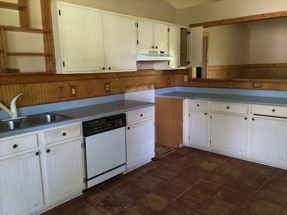 3rd image of 10416 Bridlewood Ave