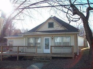 4306 Maxwell Rd, Saint Joseph, MO 64505