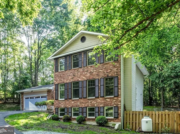 10 Greenridge Dr, Stafford, VA 22554