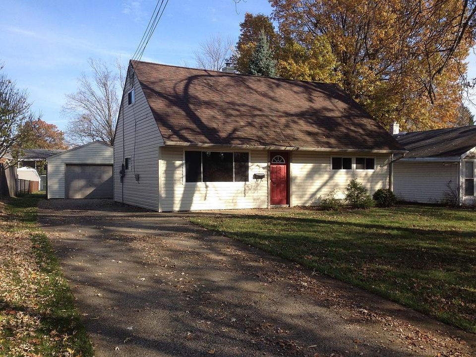 1st image of 4250 Woodmere Dr