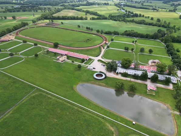 2349 Long Valley Ln, Lexington, KY 40511