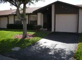 15823 Forsythia Cir, Delray Beach, FL 33484