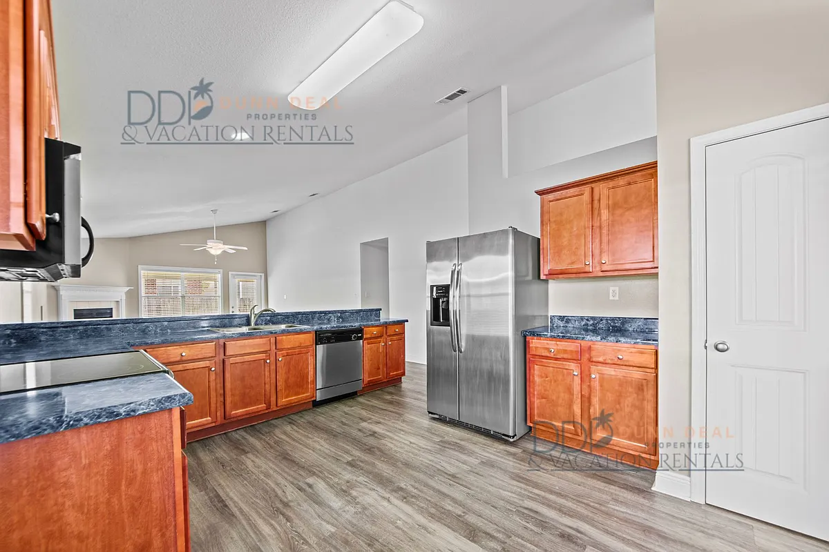 Building Photo - 17054 Palm Ridge Dr