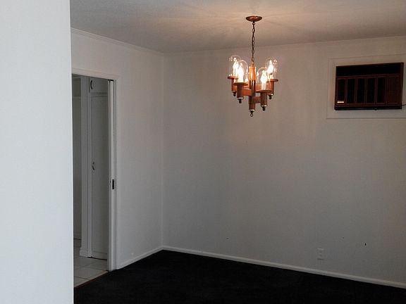 4th image of 529 N Cerritos Ave