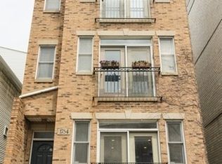 1754 W Augusta Blvd APT 1, Chicago, IL 60622