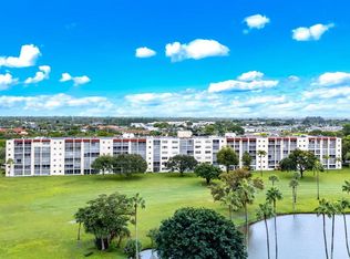 3951 Via Poinciana Way APT 114, Lake Worth, FL 33467